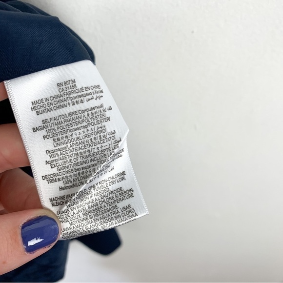 BCBGeneration Navy Blue Lace Skater Style Cocktail Dress Sz 4 - Picture 9 of 9